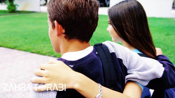 هویت یابی و گرایشات مربوط به هویت در نوجوانان 1 روابط جنسی زودهنگام